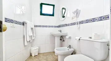 Las Faluas Apartments