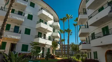 Las Faluas Apartments