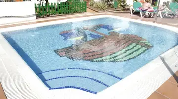 Las Faluas Apartments