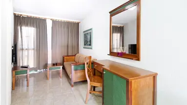 Las Faluas Apartments