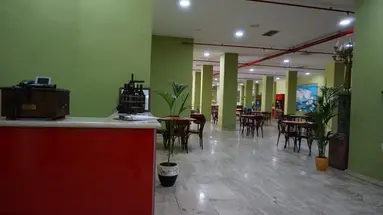 Las Piramides Resort