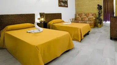 Las Piramides Resort