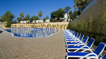 Las Piramides Resort