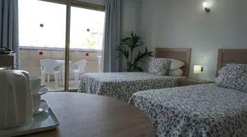 Las Piramides Resort