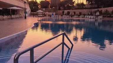 Las Piramides Resort