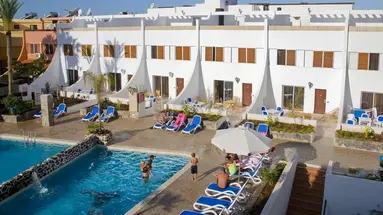 Las Piramides Resort
