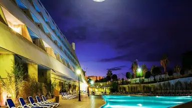 Las Piramides Resort
