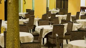 Las Piramides Resort