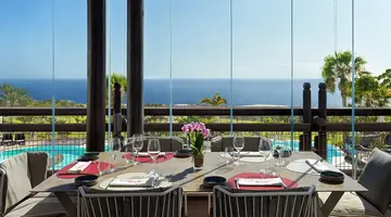 Las Terrazas de Abama Suites