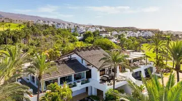 Las Terrazas de Abama Suites