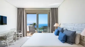 Las Terrazas de Abama Suites