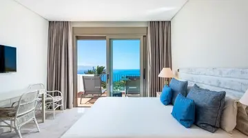 Las Terrazas de Abama Suites