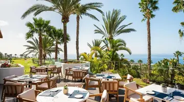 Las Terrazas de Abama Suites