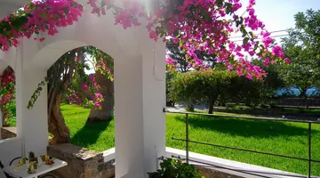 Lato Hotel
