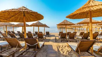 LAUR HOTEL EXPERIENCE & LAUR HOTELS ELEGANCE