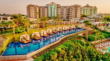 LAUR HOTEL EXPERIENCE & LAUR HOTELS ELEGANCE
