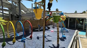 LAUR HOTEL EXPERIENCE & LAUR HOTELS ELEGANCE