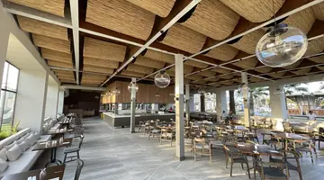 LAUR HOTEL EXPERIENCE & LAUR HOTELS ELEGANCE