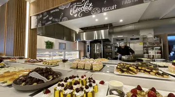 LAUR HOTEL EXPERIENCE & LAUR HOTELS ELEGANCE