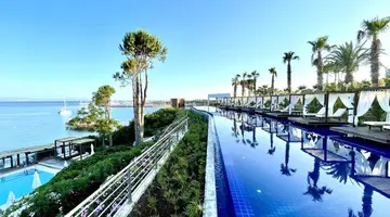 LAUR HOTEL EXPERIENCE & LAUR HOTELS ELEGANCE