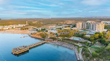 LAUR HOTEL EXPERIENCE & LAUR HOTELS ELEGANCE