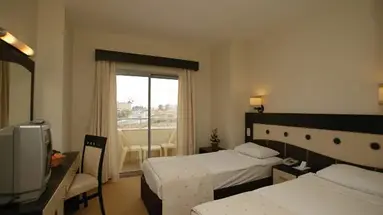 Lavitas Otel