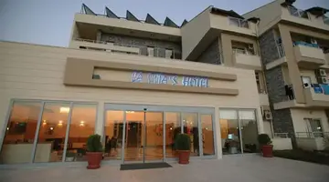 Lavitas Otel