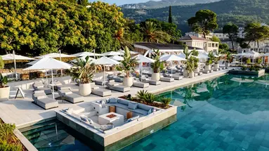 LAZURE HOTEL & MARINA