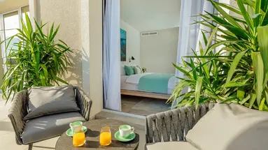 LAZURE HOTEL & MARINA