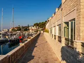 LAZURE HOTEL & MARINA