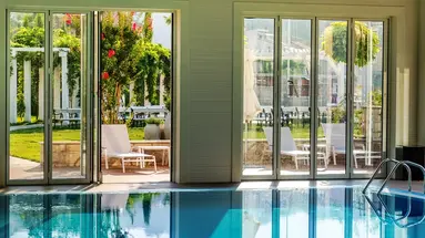 LAZURE HOTEL & MARINA
