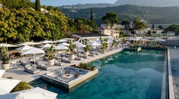 Lazure Marina and Hotel