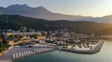 Lazure Marina and Hotel