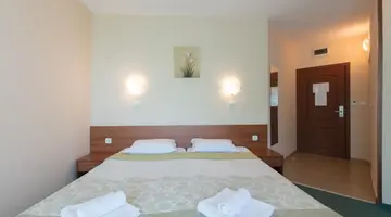 LB Hotel