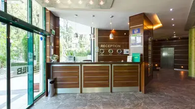 LB Hotel