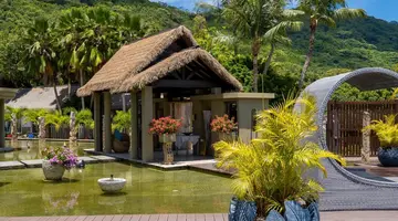 Le Domaine de L Orangeraie (La Digue Hotel)