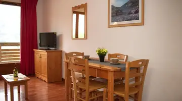 Le Hameau du Puy (Promocj
