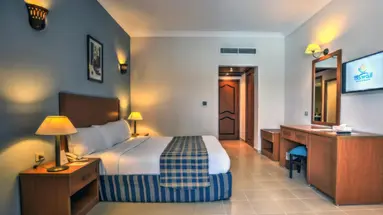Le Jardin Aqua Park Resort