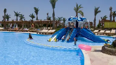 Le Jardin Aqua Park Resort