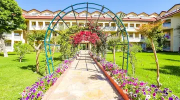 Le Jardin Resort Holiday Village