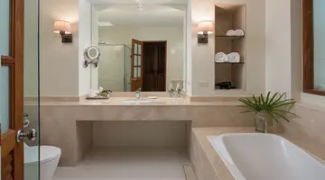 LE MENARA KHAO LAK