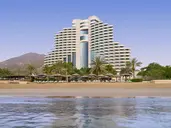 Le Meridien Al Aqah Beach Resort