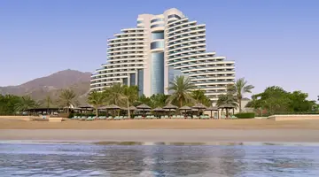 Le Meridien Al Aqah Beach Resort