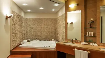 Le Meridien Al Aqah Beach Resort