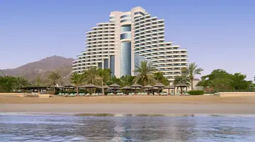 Le Meridien Al Aqah Beach Resort