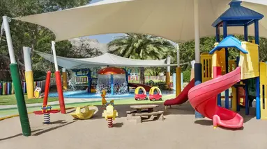Le Meridien Al Aqah Beach Resort