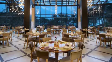 Le Meridien Al Aqah Beach Resort