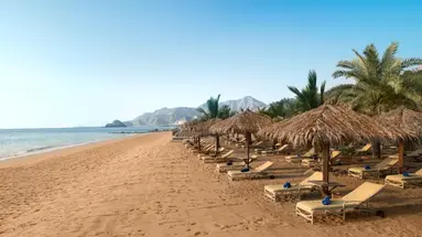 Le Meridien Al Aqah Beach Resort