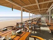 Le Meridien Al Aqah Beach Resort