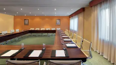 Le Meridien Al Aqah Beach Resort